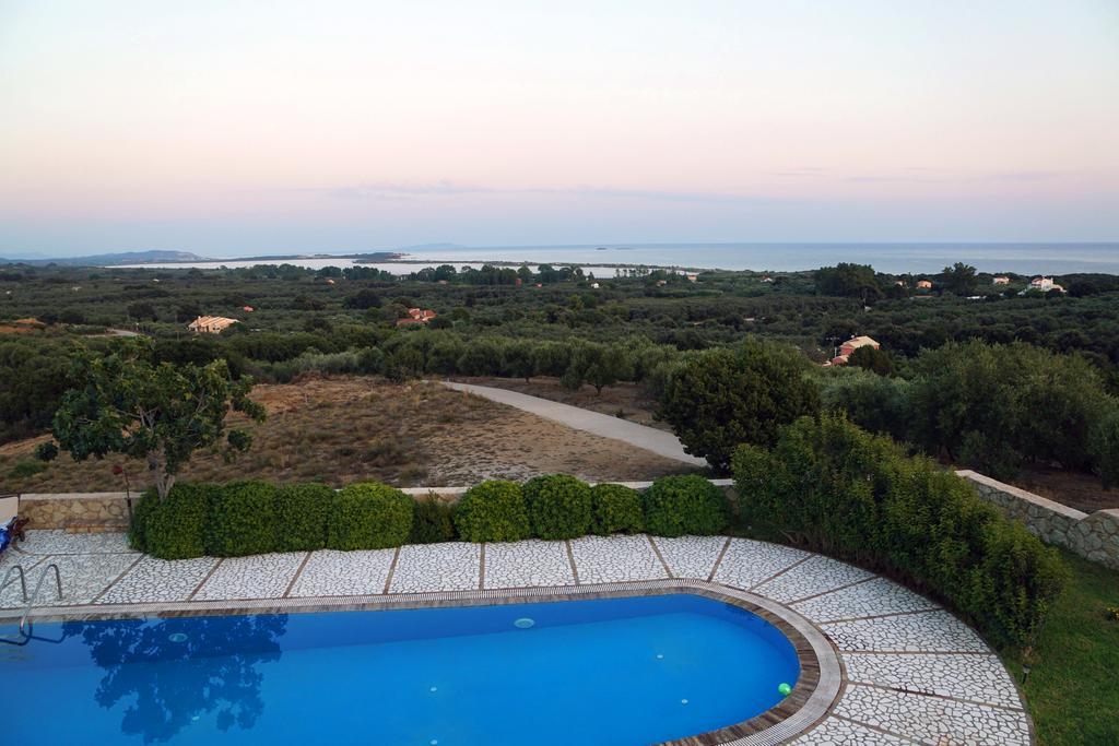 Villa Petrino Halikounas Zimmer foto
