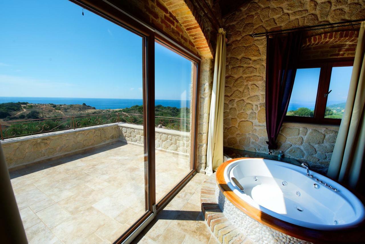Villa Petrino Halikounas Exterior foto