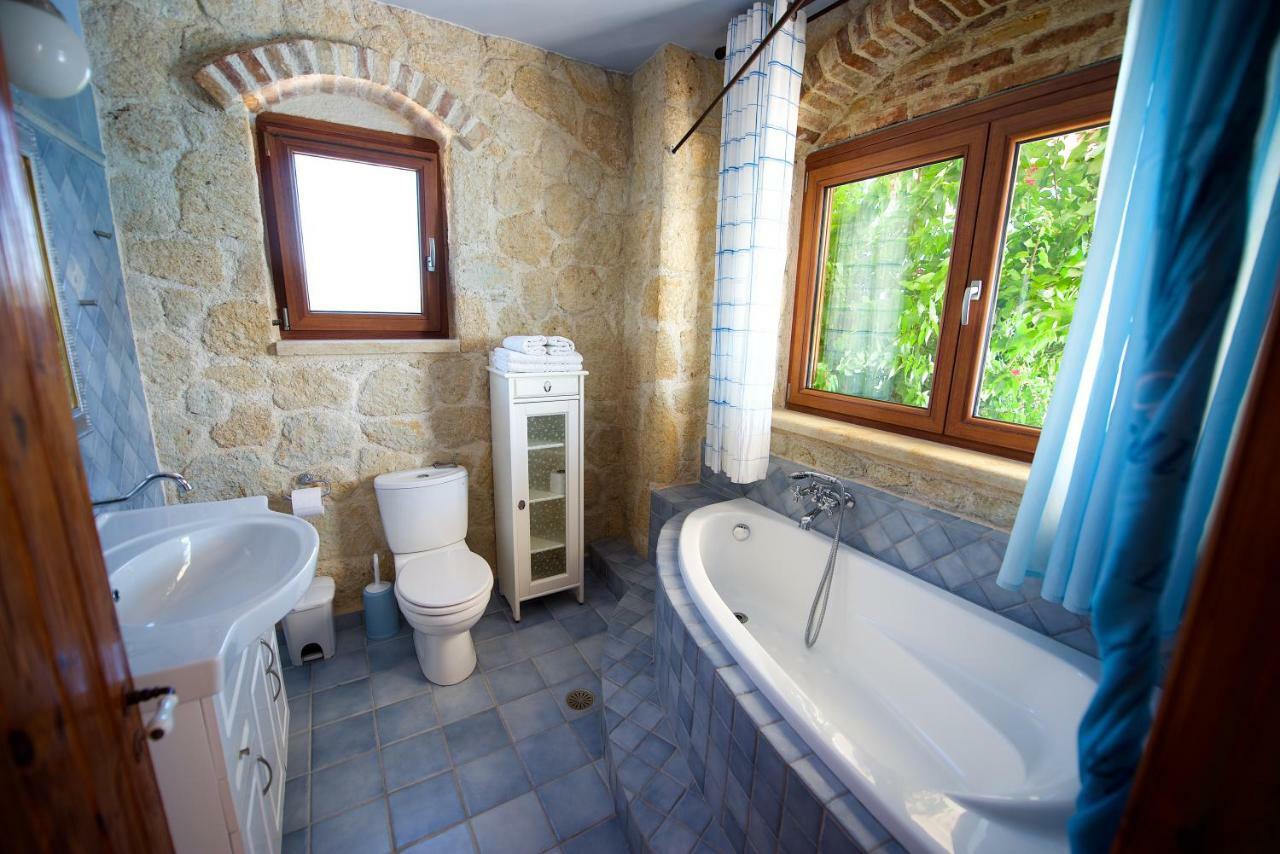 Villa Petrino Halikounas Exterior foto